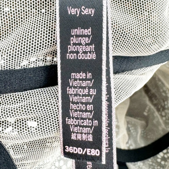 ✅ Victoria's Secret Plunge Lace Halter Long Line Bra Set SIZE 36DD BLACK - Picture 9 of 10